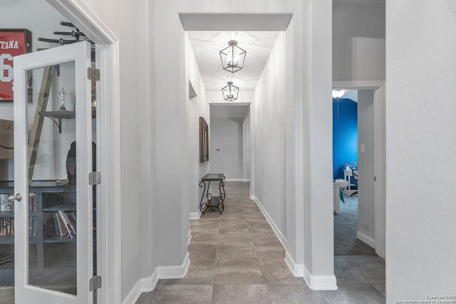 1611 Snowy Owl, San Antonio, TX 78245