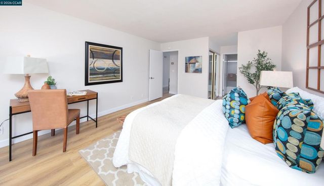 600 Terra California Dr 4, Walnut Creek, CA 94595