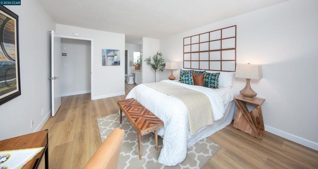 600 Terra California Dr 4, Walnut Creek, CA 94595