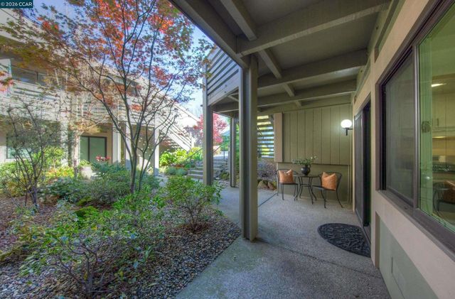 600 Terra California Dr 4, Walnut Creek, CA 94595