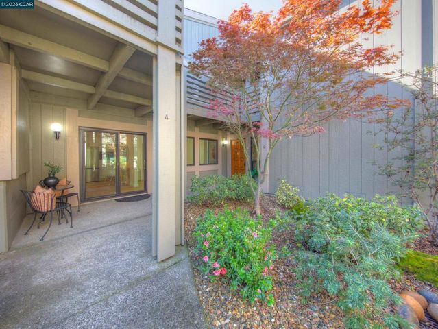 600 Terra California Dr 4, Walnut Creek, CA 94595