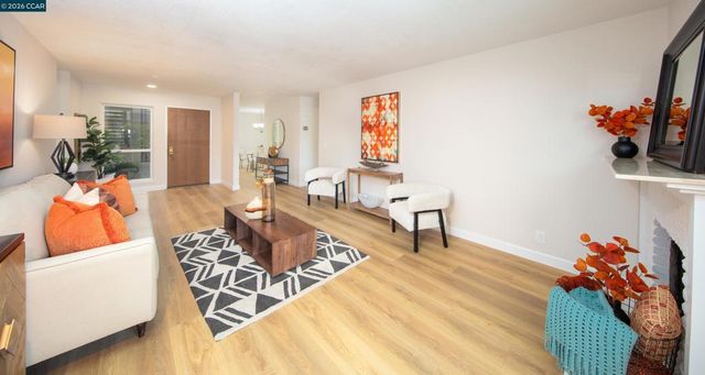 600 Terra California Dr 4, Walnut Creek, CA 94595