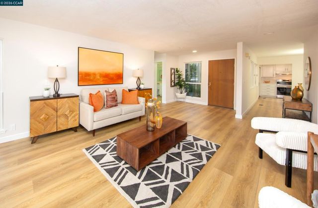 600 Terra California Dr 4, Walnut Creek, CA 94595