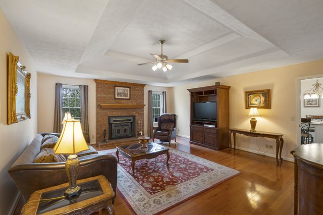 307 Dawn Place, Lebanon, TN 37087