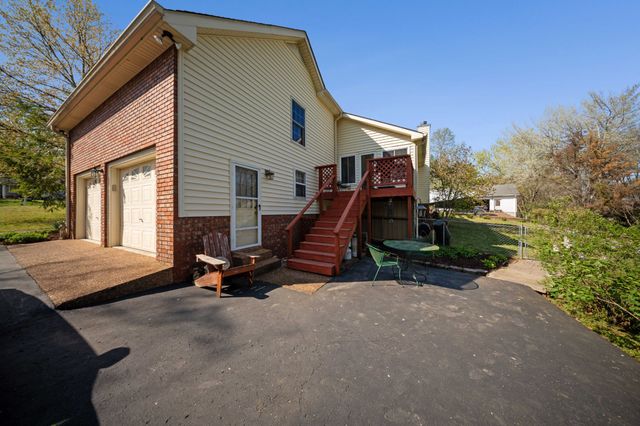 307 Dawn Place, Lebanon, TN 37087