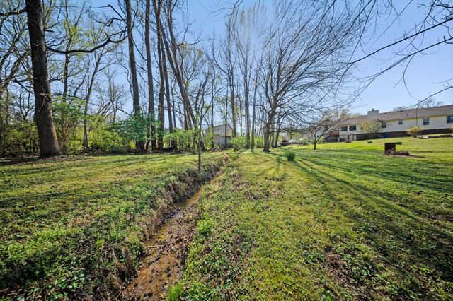 307 Dawn Place, Lebanon, TN 37087