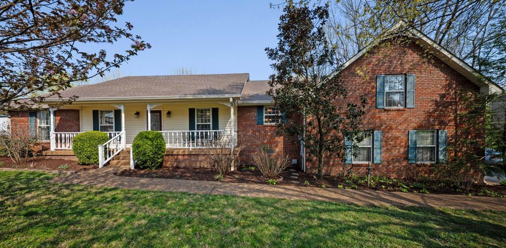 307 Dawn Place, Lebanon, TN 37087