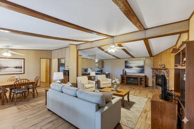 12044 Fm 2155, Somerville, TX 77878