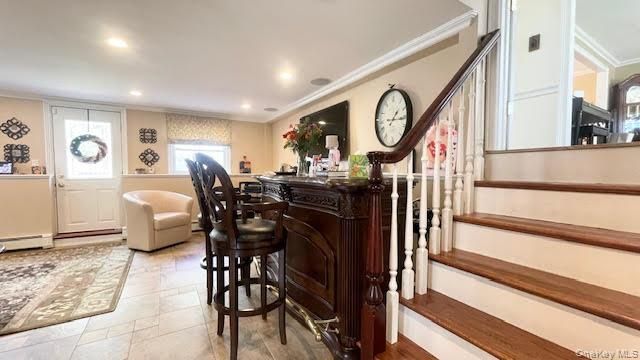 322 Grover Avenue N, Massapequa Park, NY 11762