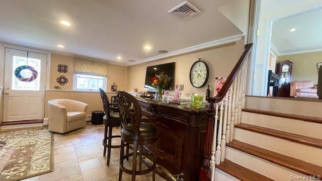 322 Grover Avenue N, Massapequa Park, NY 11762