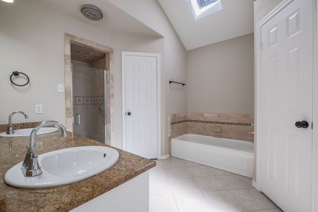 7124 Windhaven Road, North Richland Hills, TX 76182