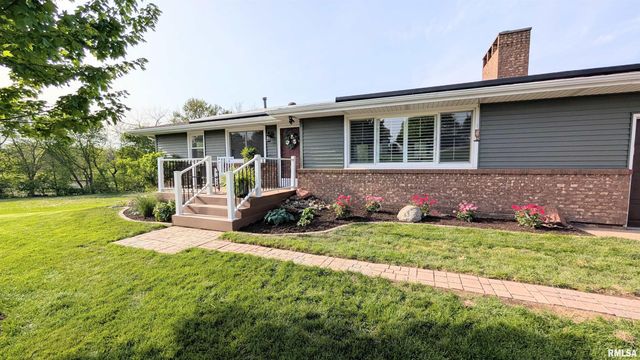 506 HILLCREST Drive, Washington, IL 61571