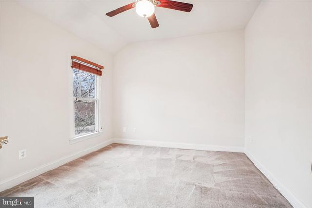 1310 S GLEBE RD, Arlington, VA 22204