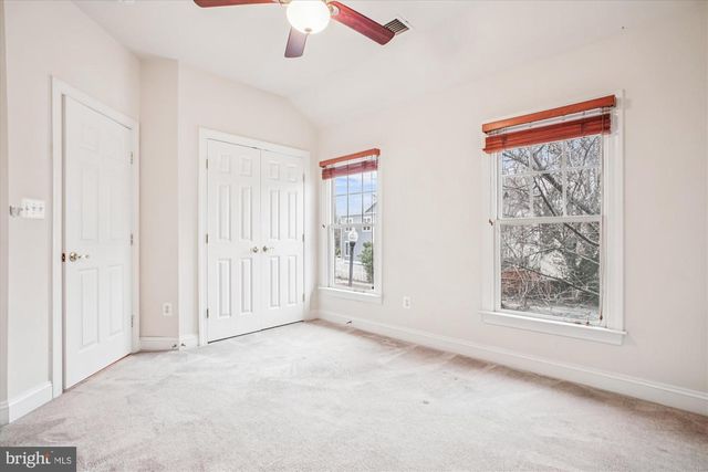 1310 S GLEBE RD, Arlington, VA 22204