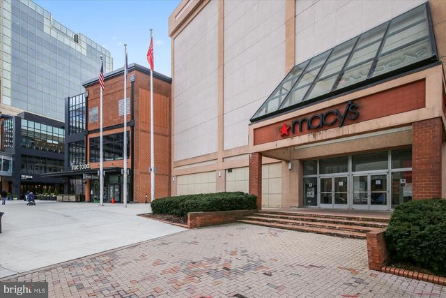 1310 S GLEBE RD, Arlington, VA 22204