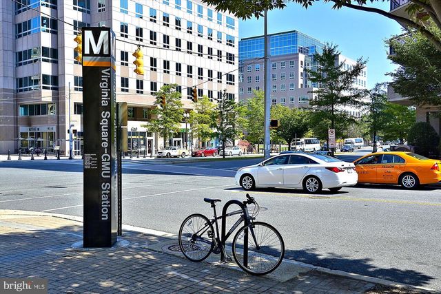 1310 S GLEBE RD, Arlington, VA 22204