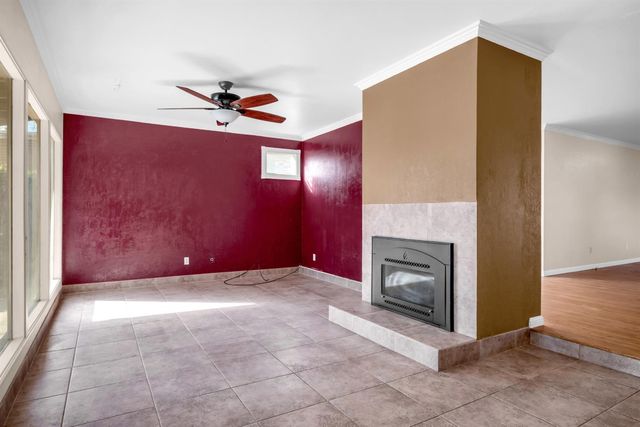 7636 Kensington Dr, Citrus Heights, CA 95610