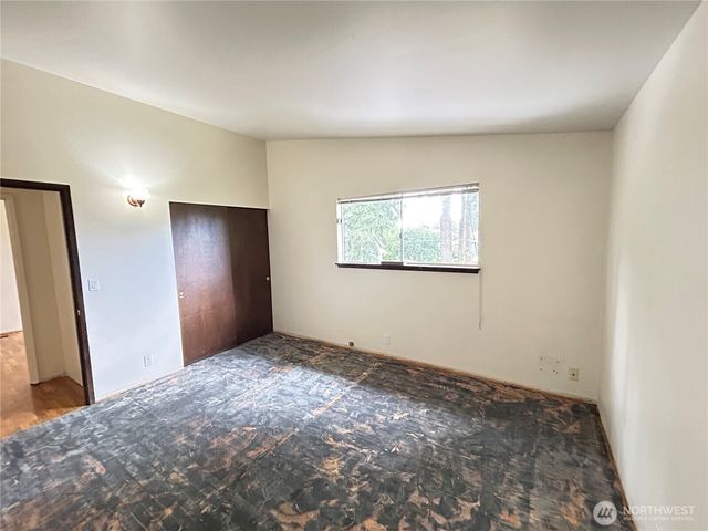 11718 5th Avenue NE, Seattle, WA 98125