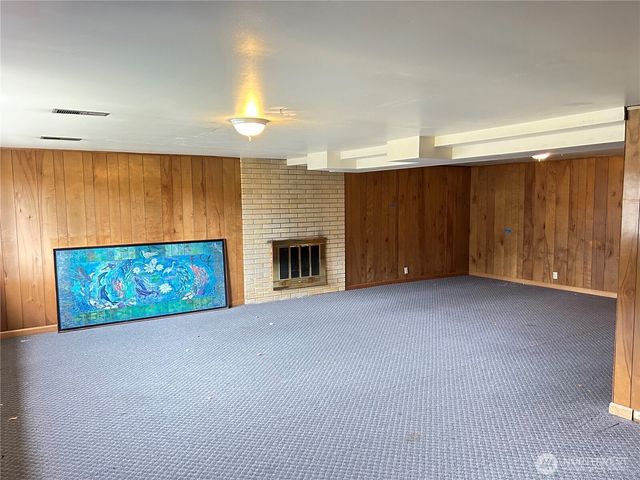11718 5th Avenue NE, Seattle, WA 98125