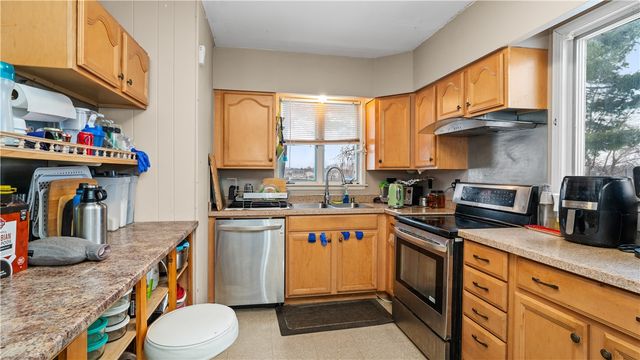 29 Jenks Avenue, Central Falls, RI 02863