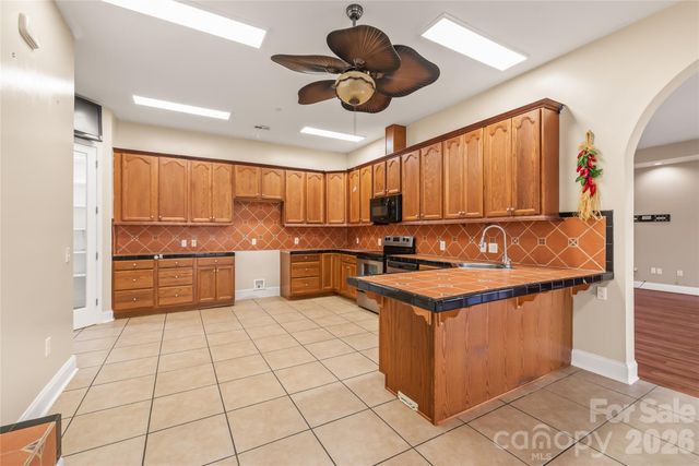 424 Rollingbrook Road, Kings Mountain, NC 28086