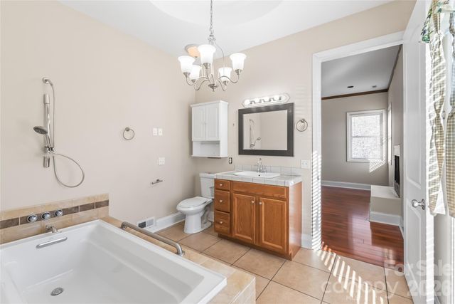 424 Rollingbrook Road, Kings Mountain, NC 28086