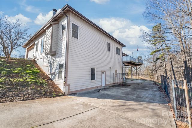 424 Rollingbrook Road, Kings Mountain, NC 28086