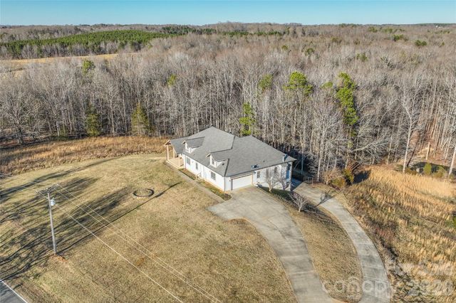 424 Rollingbrook Road, Kings Mountain, NC 28086