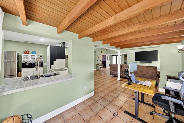 10861 SW 132nd Cir Court, Miami, FL 33186