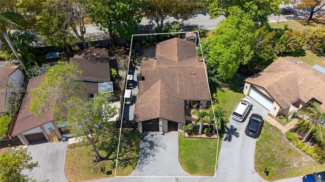 10861 SW 132nd Cir Court, Miami, FL 33186