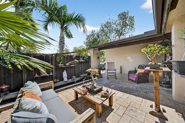 10861 SW 132nd Cir Court, Miami, FL 33186