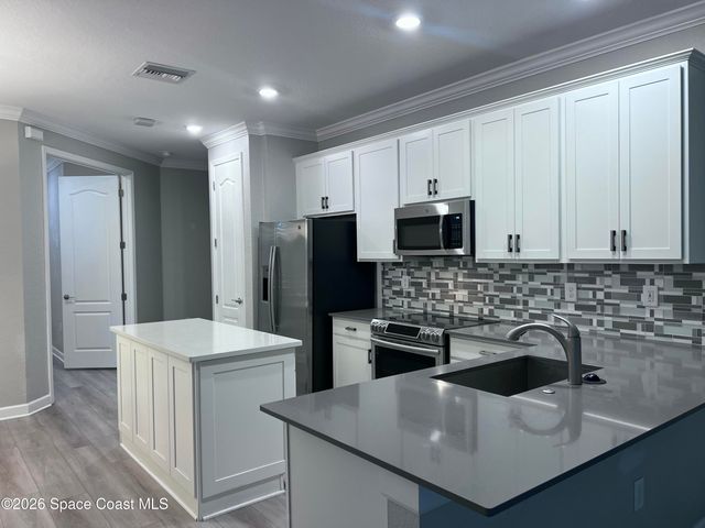 2640 Treasure Cay Lane, Melbourne, FL 32940
