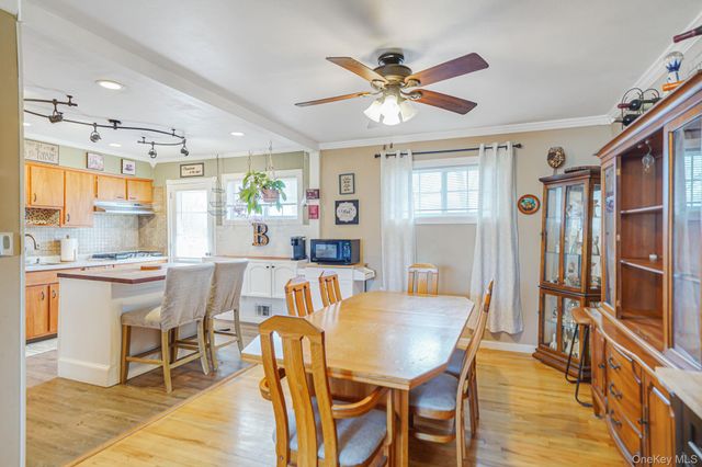 10 Pierre Drive, Commack, NY 11725