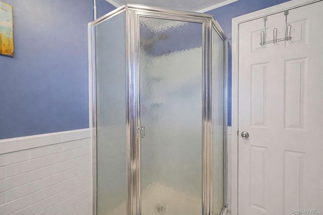 10 Pierre Drive, Commack, NY 11725