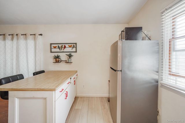 10 Pierre Drive, Commack, NY 11725