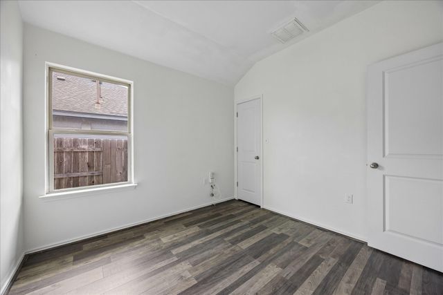 5505 Bonneville BND, Austin, TX 78744