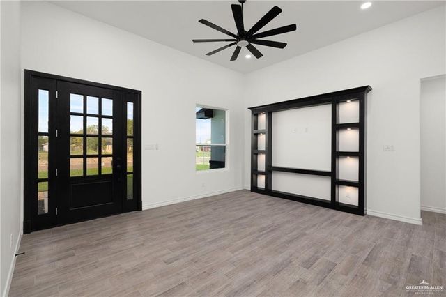 116 S Arizona Street, Alton, TX 78573