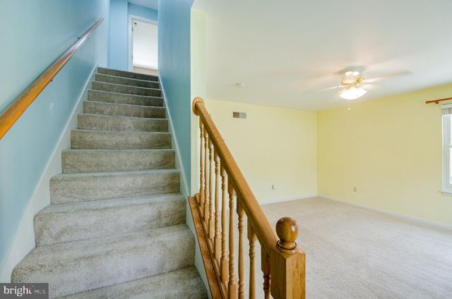 250 H ST, Carlisle, PA 17013