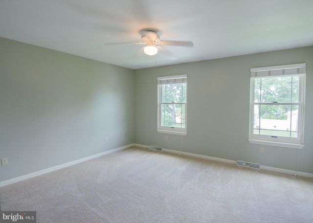 250 H ST, Carlisle, PA 17013
