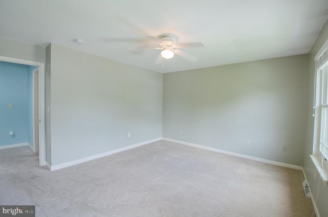 250 H ST, Carlisle, PA 17013
