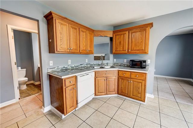 126 Summerfield NE Lane, Calhoun, GA 30701