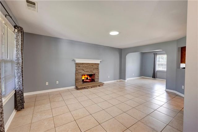 126 Summerfield NE Lane, Calhoun, GA 30701