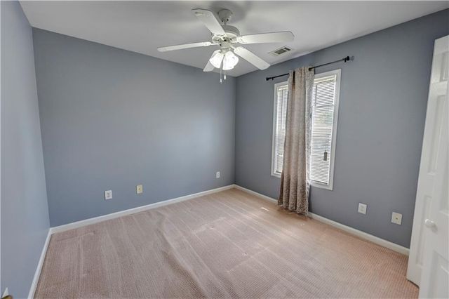 126 Summerfield NE Lane, Calhoun, GA 30701