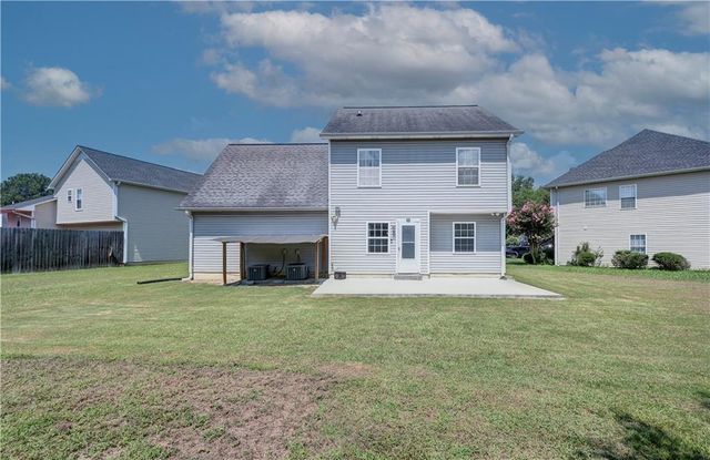 126 Summerfield NE Lane, Calhoun, GA 30701