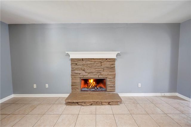 126 Summerfield NE Lane, Calhoun, GA 30701