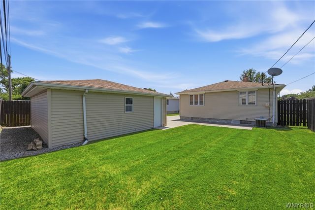 72 East Cherbourg Drive, Cheektowaga, NY 14227