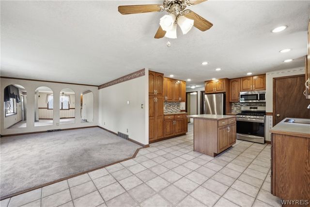72 East Cherbourg Drive, Cheektowaga, NY 14227