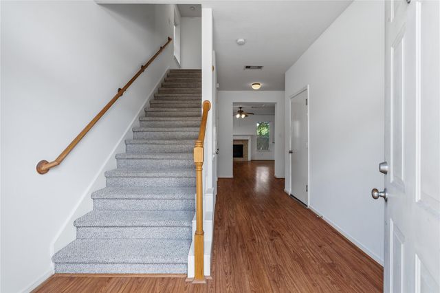 7414 Hollister Spring, Houston, TX 77040