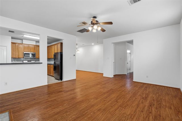 7414 Hollister Spring, Houston, TX 77040