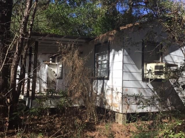 777 County Road 1100, Woodville, TX 75979